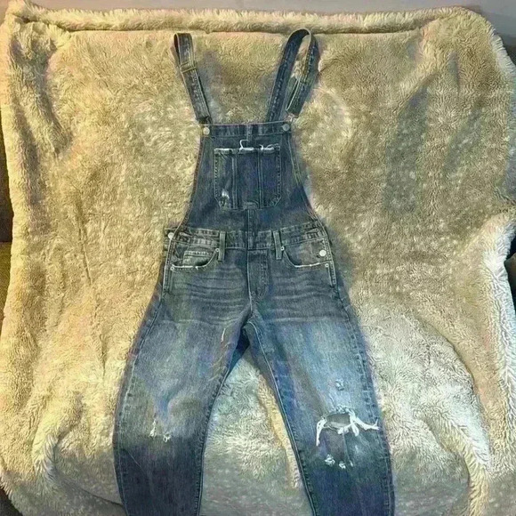Lucky Brand Distressed Boyfriend Cropped Overalls - size XS - Picture 1 of 10